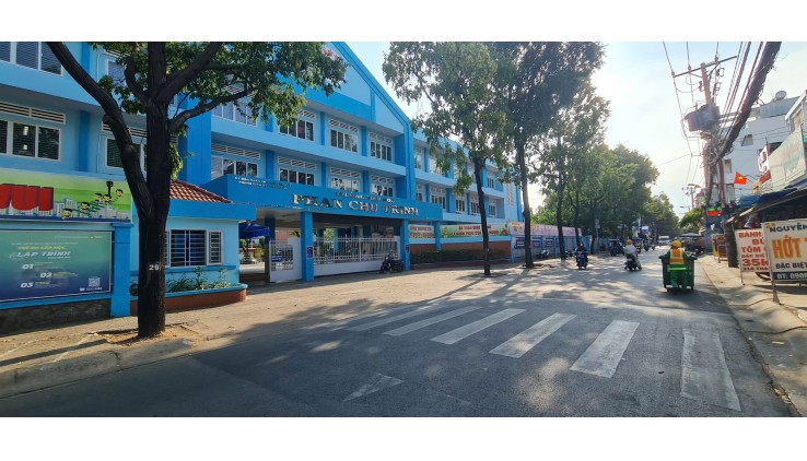 Cho thuê nhà Mặt Tiền Thạch Lam 80m² - GẦN TRƯỜNG HỌC - CHUNG CƯ